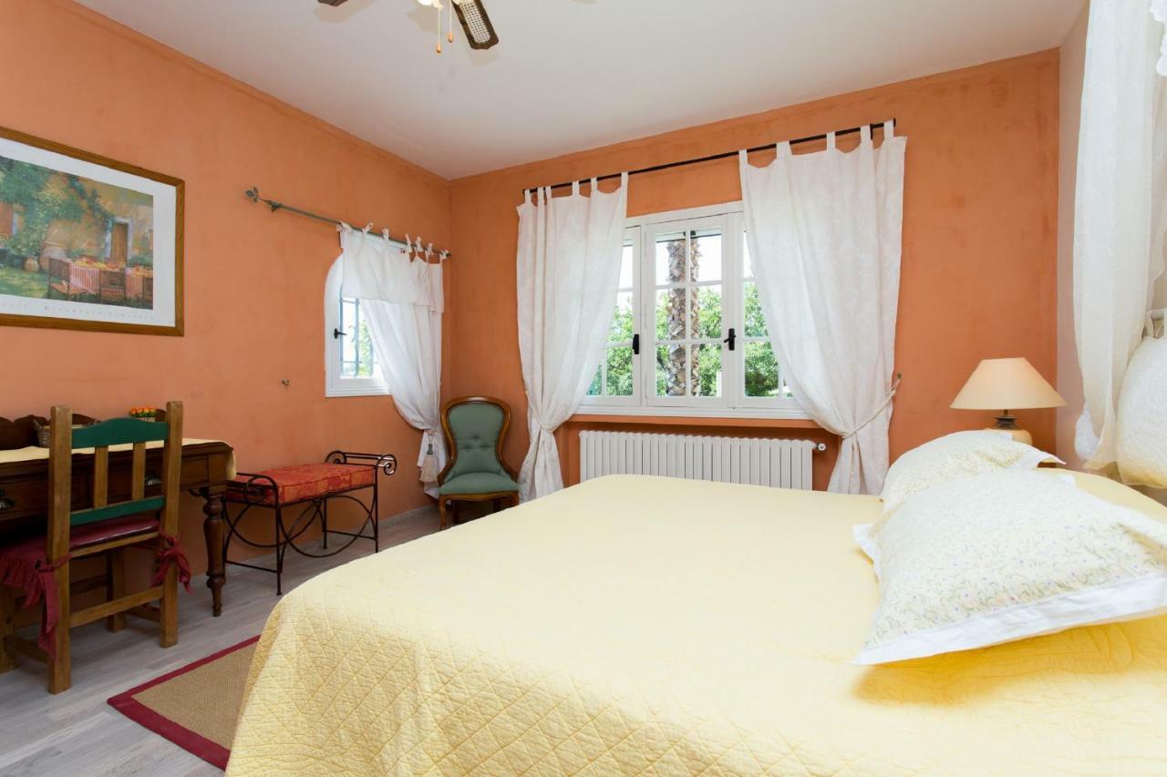 Mas Du Roc Bed & Breakfast Грасс Экстерьер фото